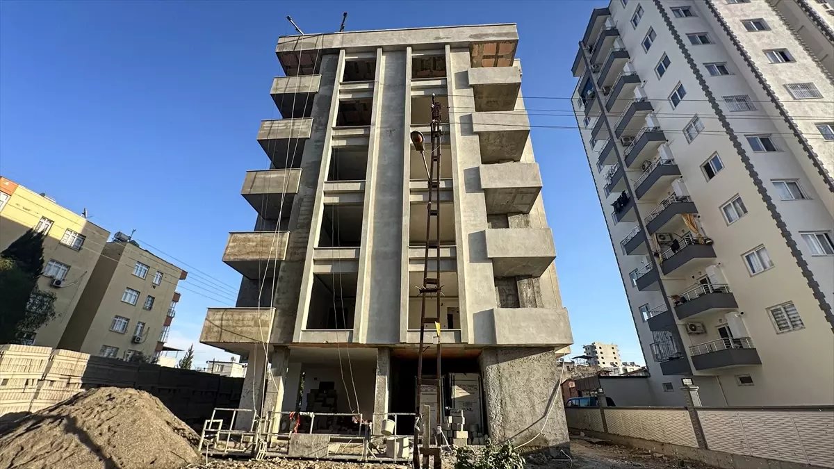 Adana'da İnşaatta İş Kazası: Bir İşçi Hayatını Kaybetti