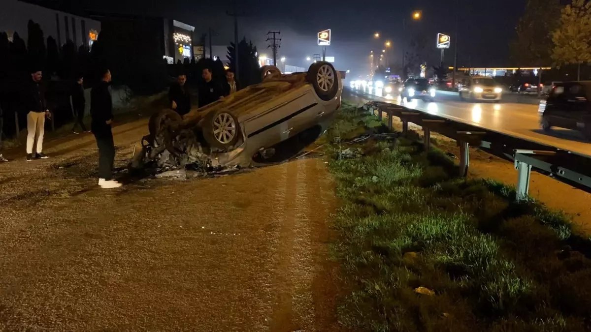 İnegöl'de Kontrolden Çıkan Otomobil Takla Attı: İki Yaralı
