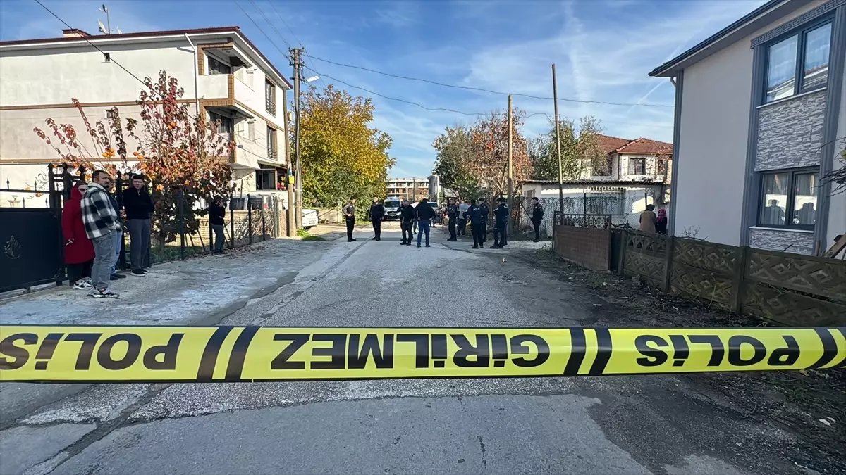 Düzce'de Akraba İki Aile Arasında Silahlı Kavga: 5 Yaralı