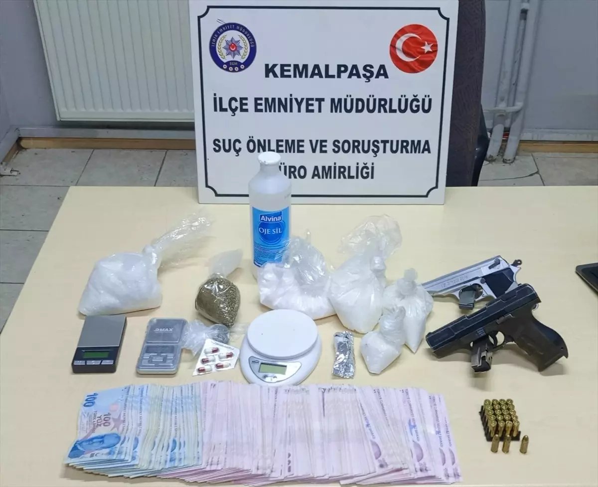 İzmir'de Uyuşturucu Operasyonu: İki Şüpheli Tutuklandı