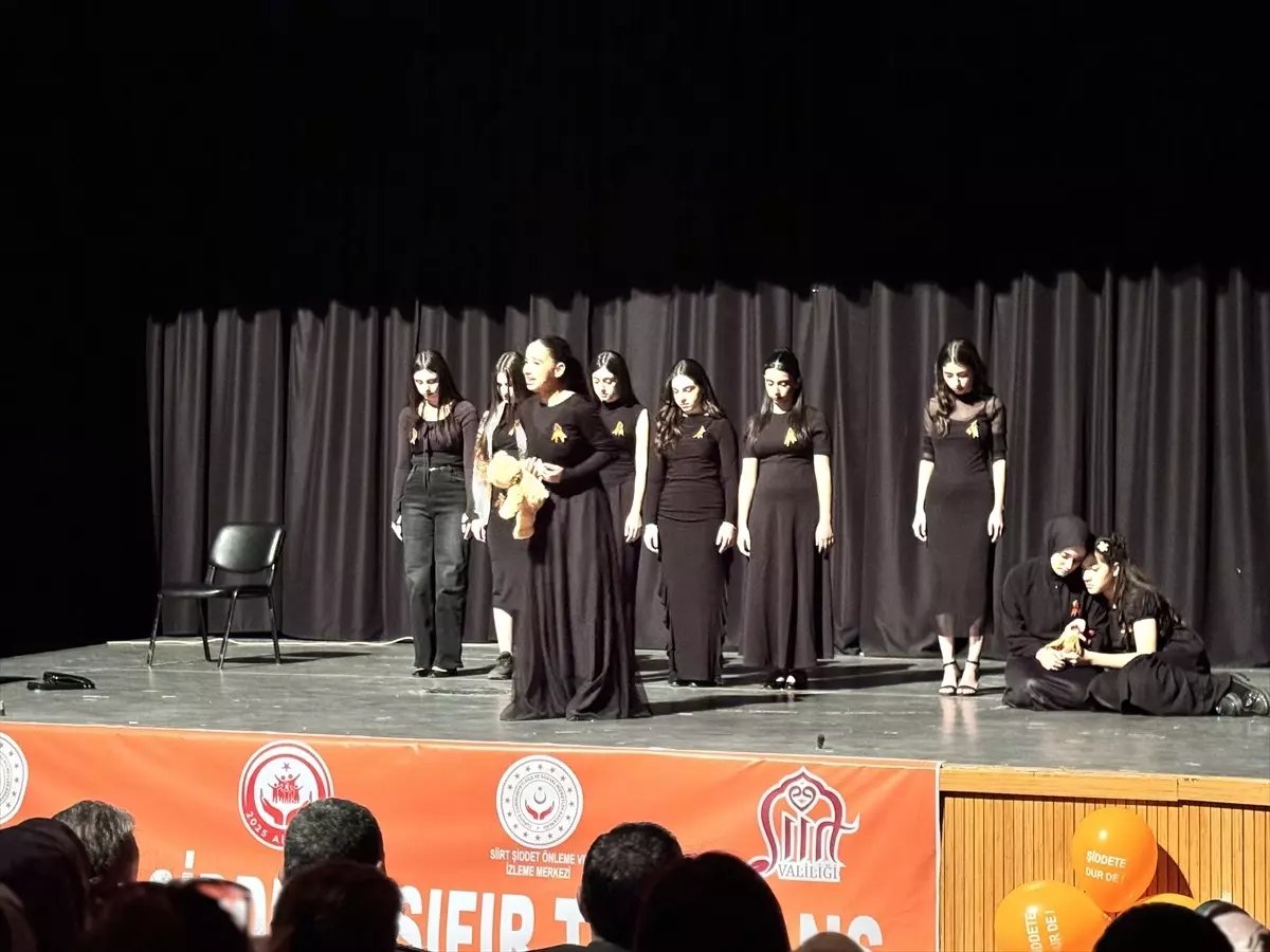 Siirt'te Kadına Yönelik Şiddete Karşı Farkındalık Etkinliği Düzenlendi