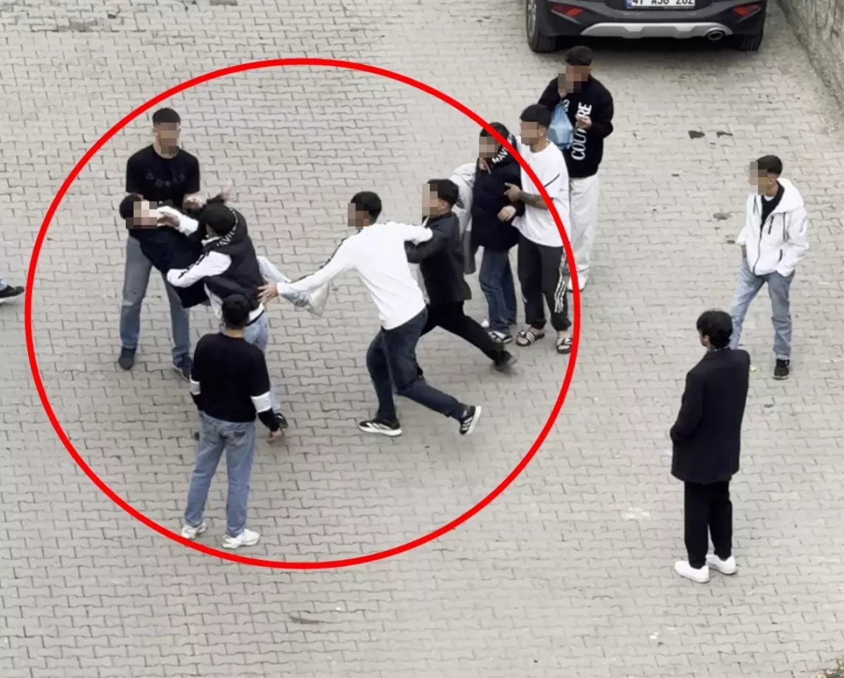 Siirt'te İki Grup Arasında Kavga: 3 Yaralı