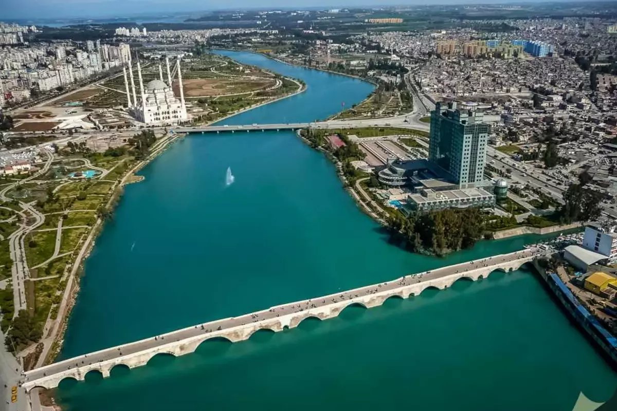 Yapay zeka, Yüreğir'i Türkiye'nin en yaşanılmayacak ilçesi seçti