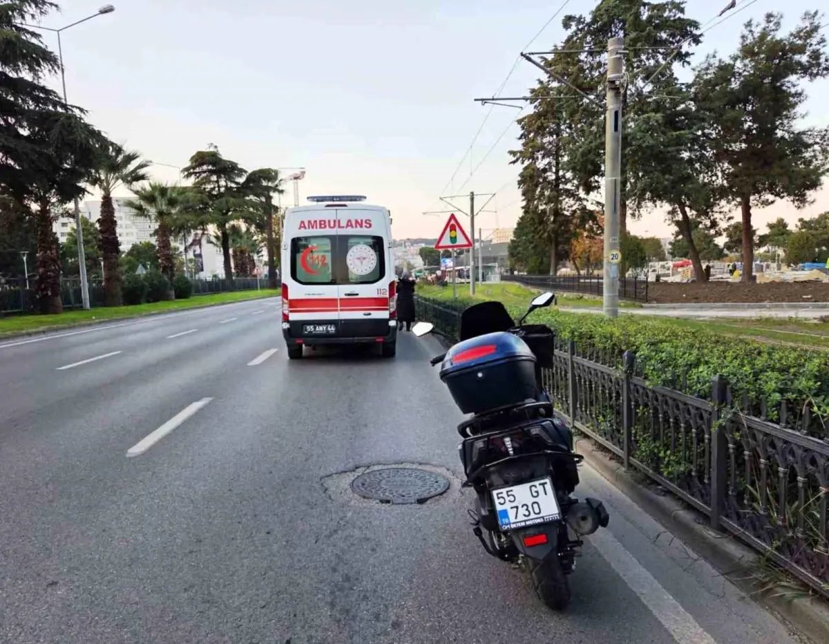 Samsun'da Otomobil ile Motosiklet Çarpıştı: 1 Yaralı