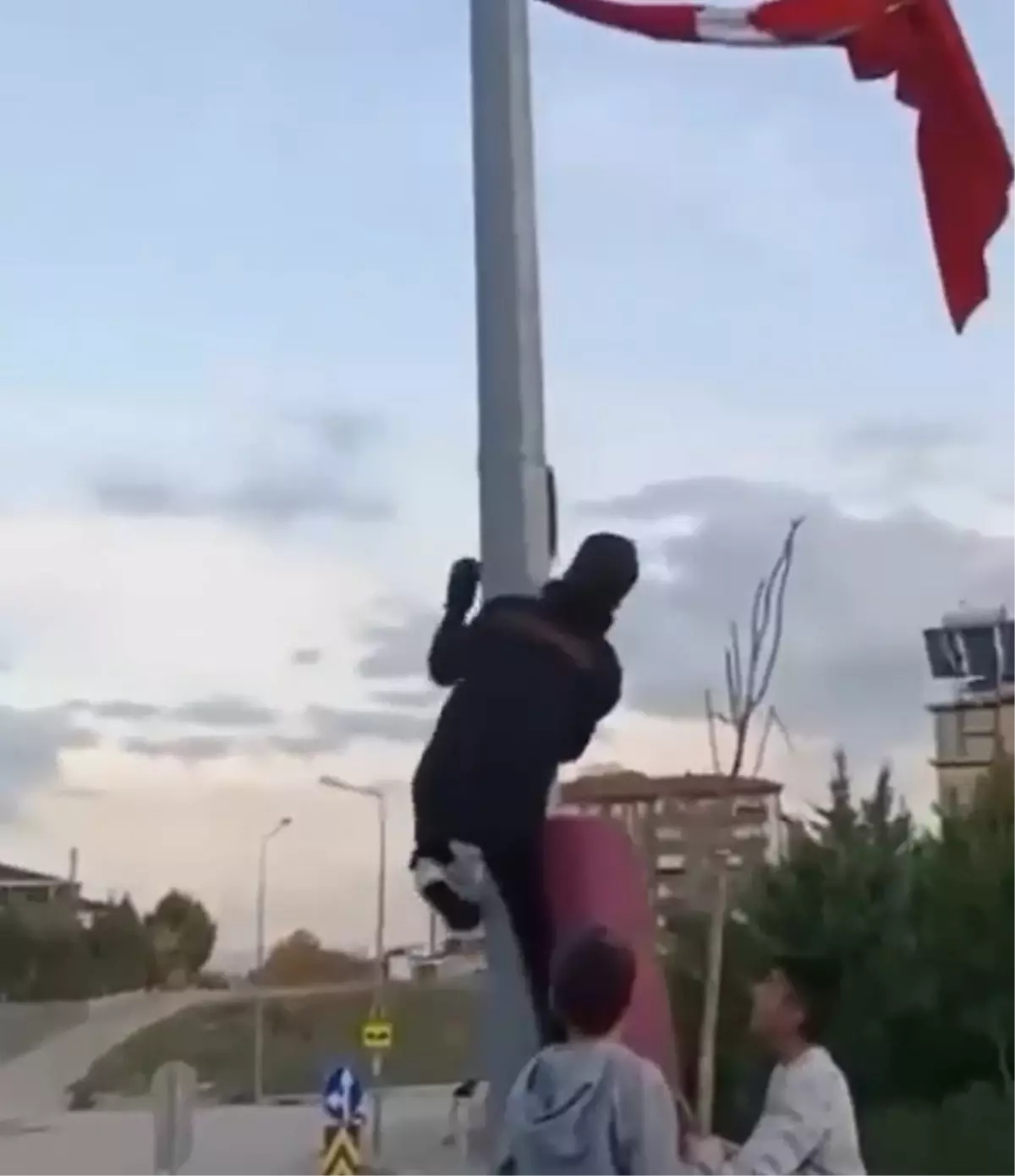 Bursa'da Çocukların Türk Bayrağına Duyarlılığı