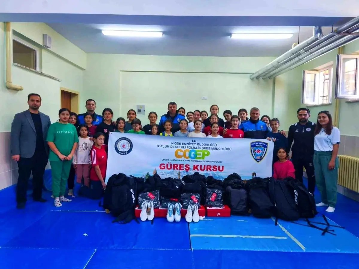 Niğde'de Gençlere Yönelik Spor Etkinlikleri Düzenlendi