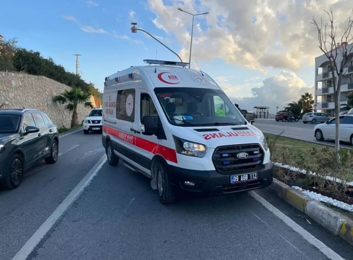 Kuşadası'nde Motosiklet Kazası: Bir Kişi Hayatını Kaybetti