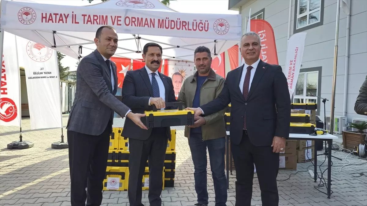 Depremzedelere Hayvancılık Desteği: 70 Üreticiye Kırpma Makinesi Dağıtıldı