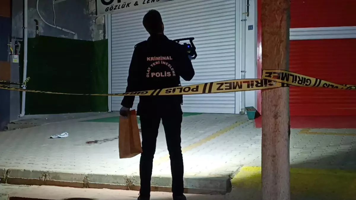 Kahramanmaraş'ta 15 Yaşındaki Çocuk Çatıdan Düşerek Ağır Yaralandı