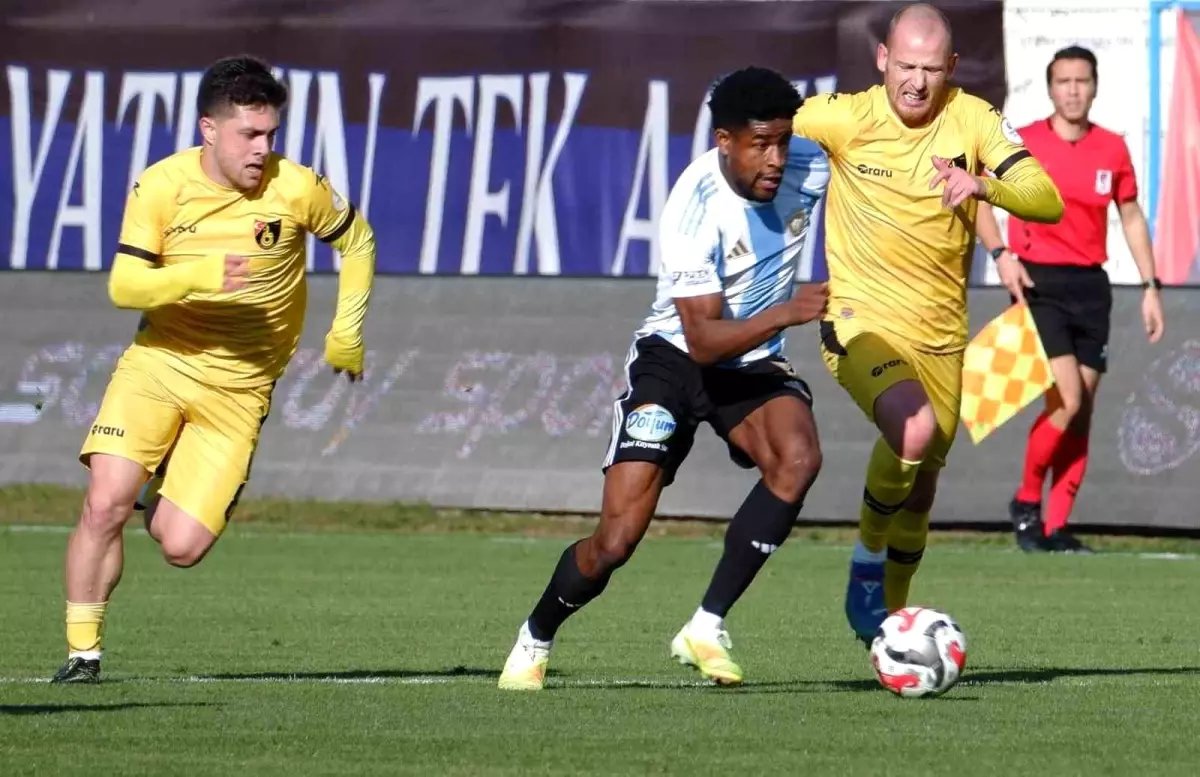 Erzurumspor FK, İstanbulspor'u 4-0 Mağlup Etti