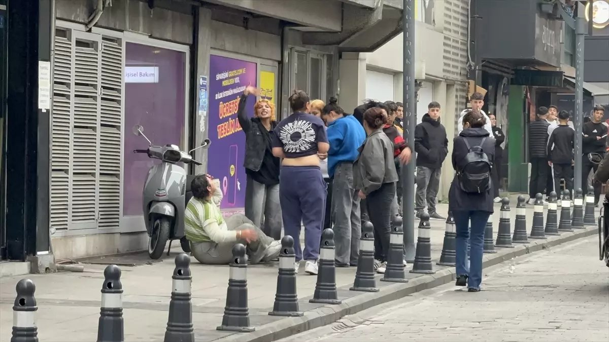 Zonguldak'ta İki Grup Arasında Kavga, Polis Müdahale Etti