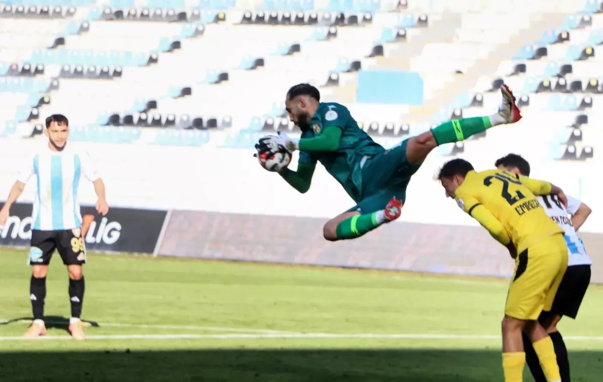 Erzurumspor, İstanbulspor'u 4-0 Mağlup Etti