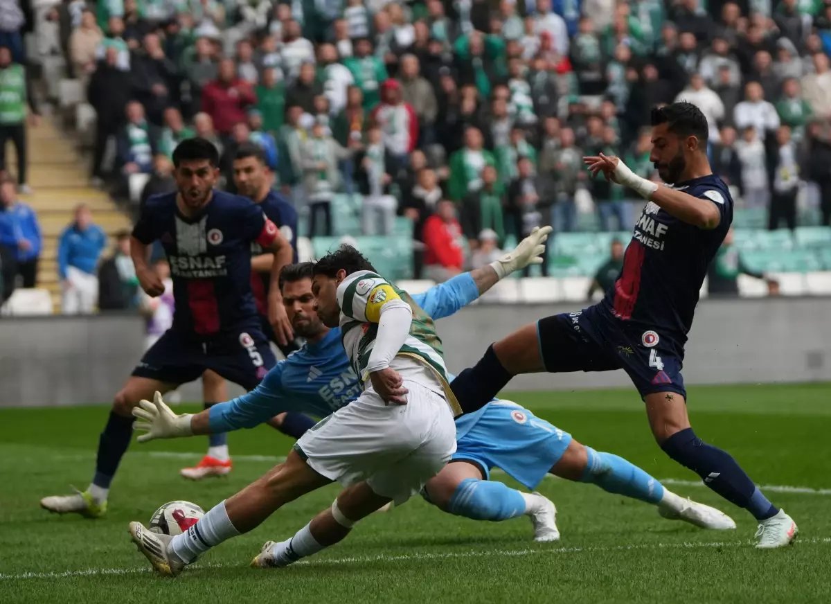 Bursaspor Fethiyespor'u 3-0 Mağlup Etti
