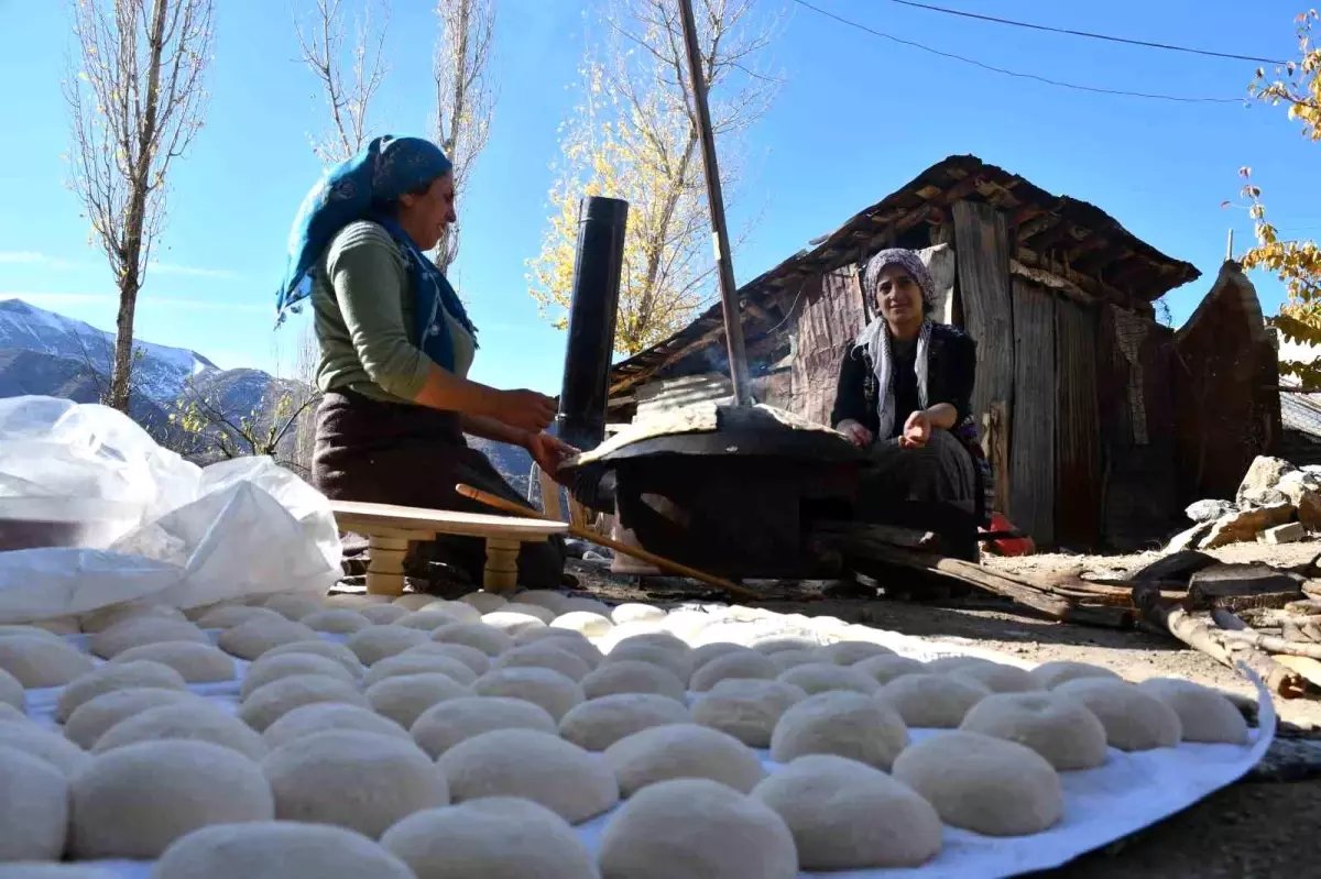 Şırnaklı Kadınlar Kış Hazırlıklarını İmece Usulüyle Yapıyor