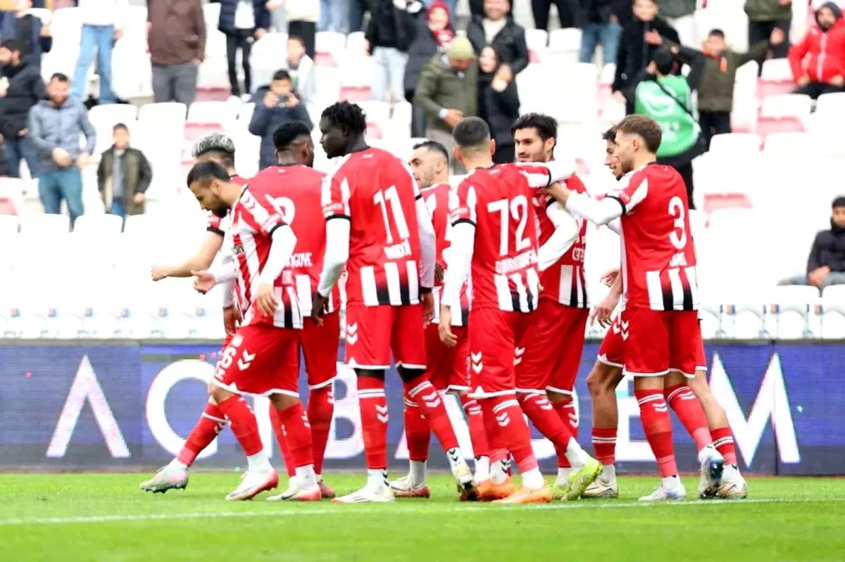 Sivasspor, Boluspor'u Penaltıyla Geçti