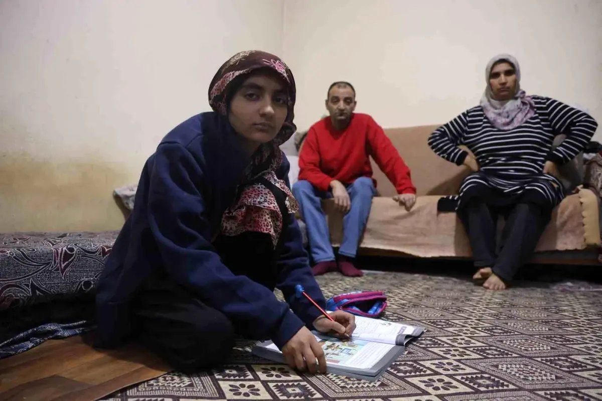 Tek Odada Hayat Mücadelesi: Dülger Ailesinin Temiz Ev Hayali