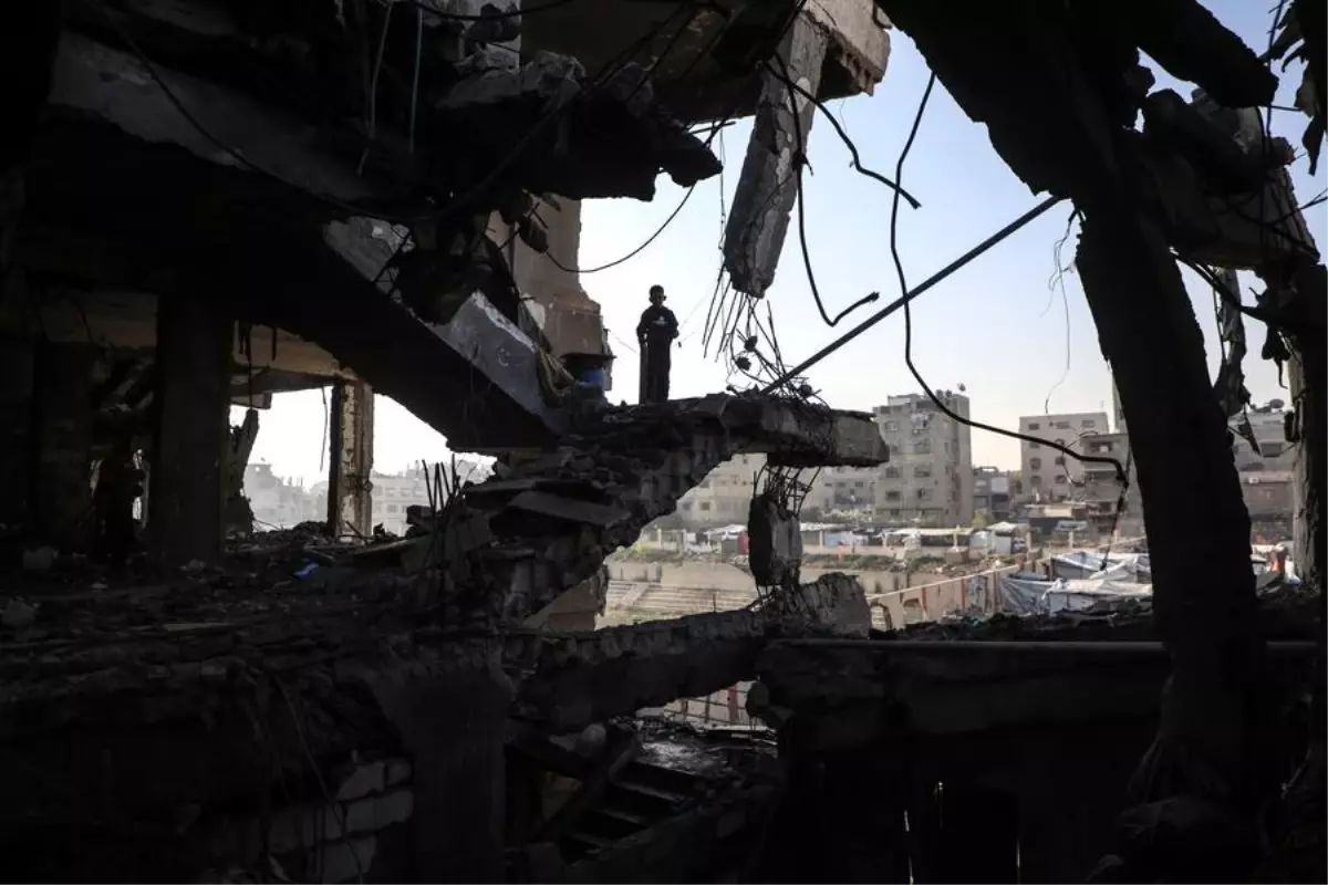 Gazze'de İsrail Saldırılarında Hayatını Kaybedenlerin Sayısı 70.100'e Ulaştı