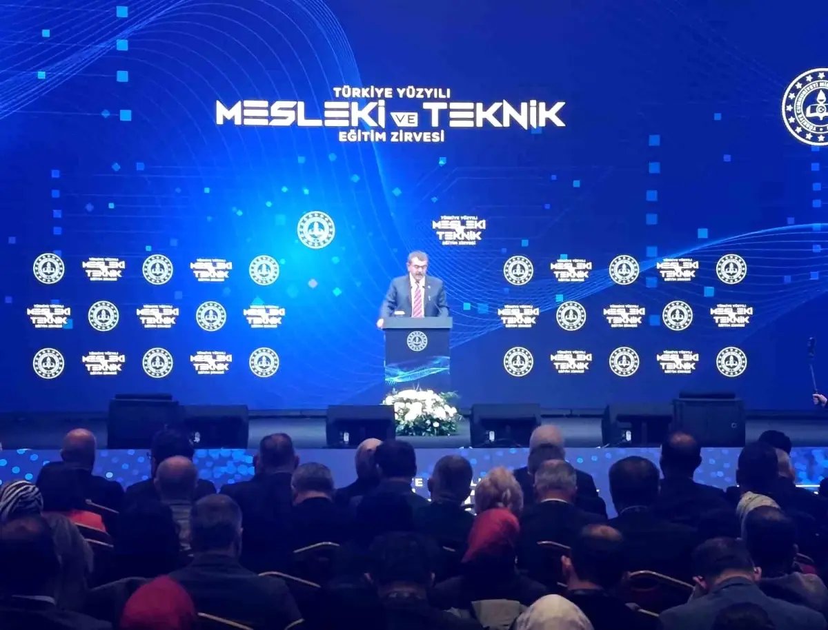Bakan Tekin: "Meslek 5.0 bir zihniyet değişimini temsil etmektedir"