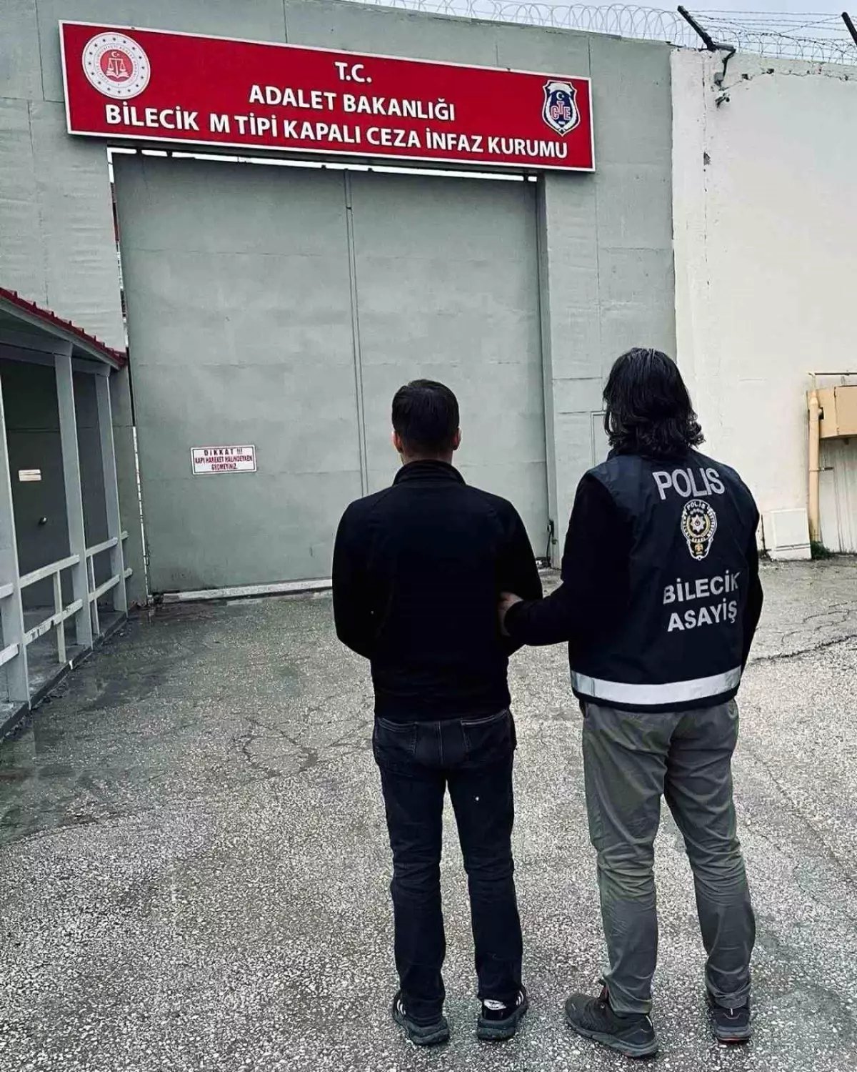 Bilecik'te Dolandırıcılık Suçlarından Aranan Hükümlü Yakalandı