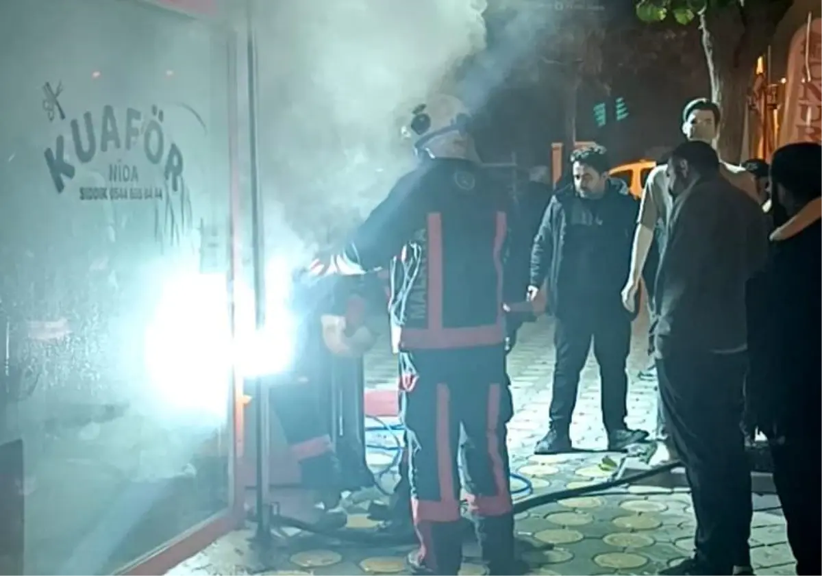 Malatya'da İş Yerinde Yangın Çıktı