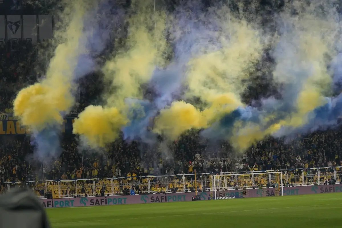 Fenerbahçe, Derbide Galatasaray'ı Konuk Etti