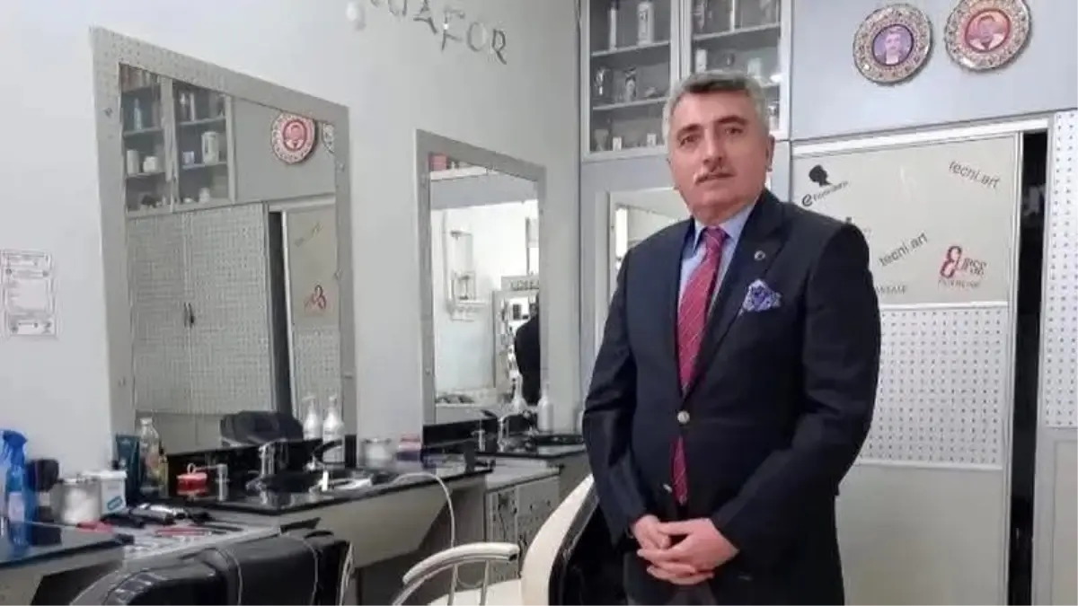 Kütahya Berberler ve Kuaförler Odası Başkanı Mehmet Çaltı Trafik Kazasında Hayatını Kaybetti