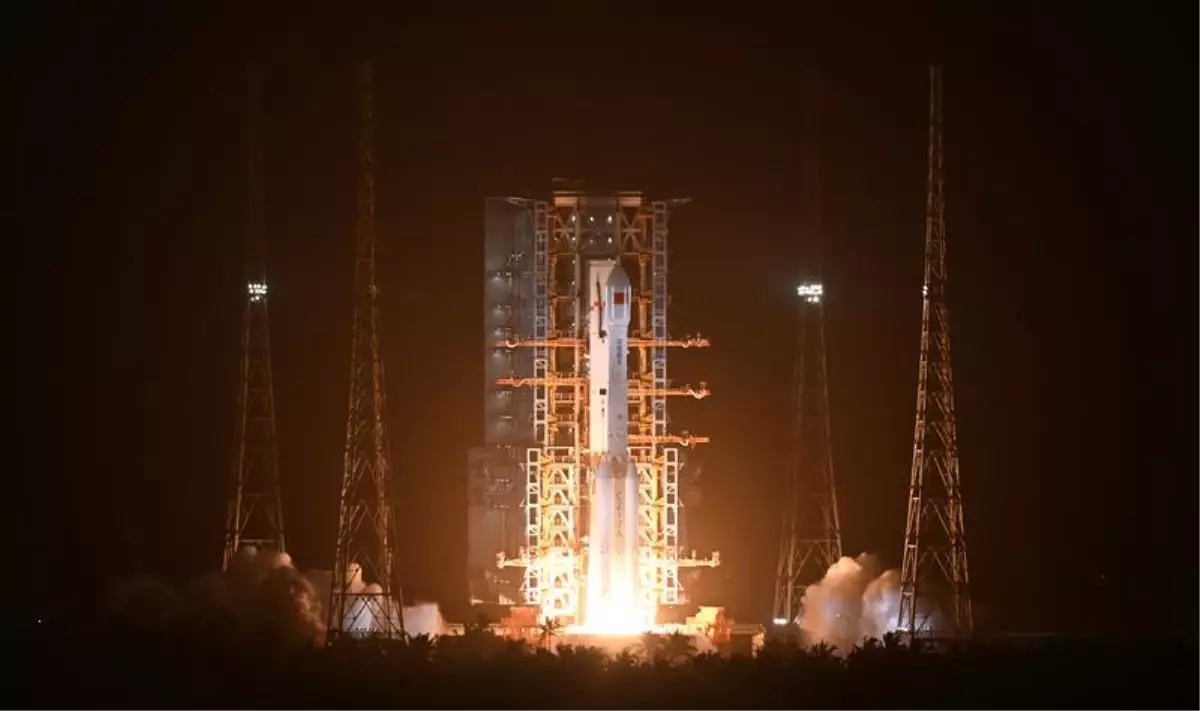 Çin 'Shijian-28' Uydusunu Uzaya Fırlattı