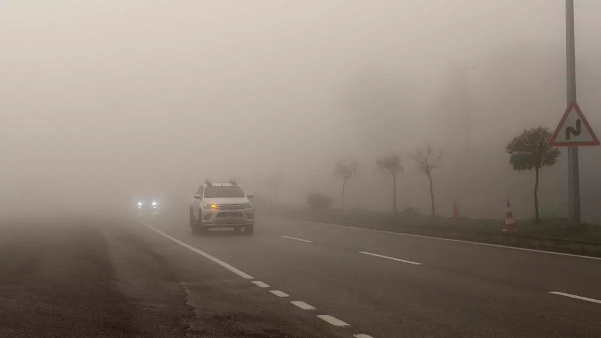 Bartın'da Görüş Mesafesi 10 Metreye Düştü