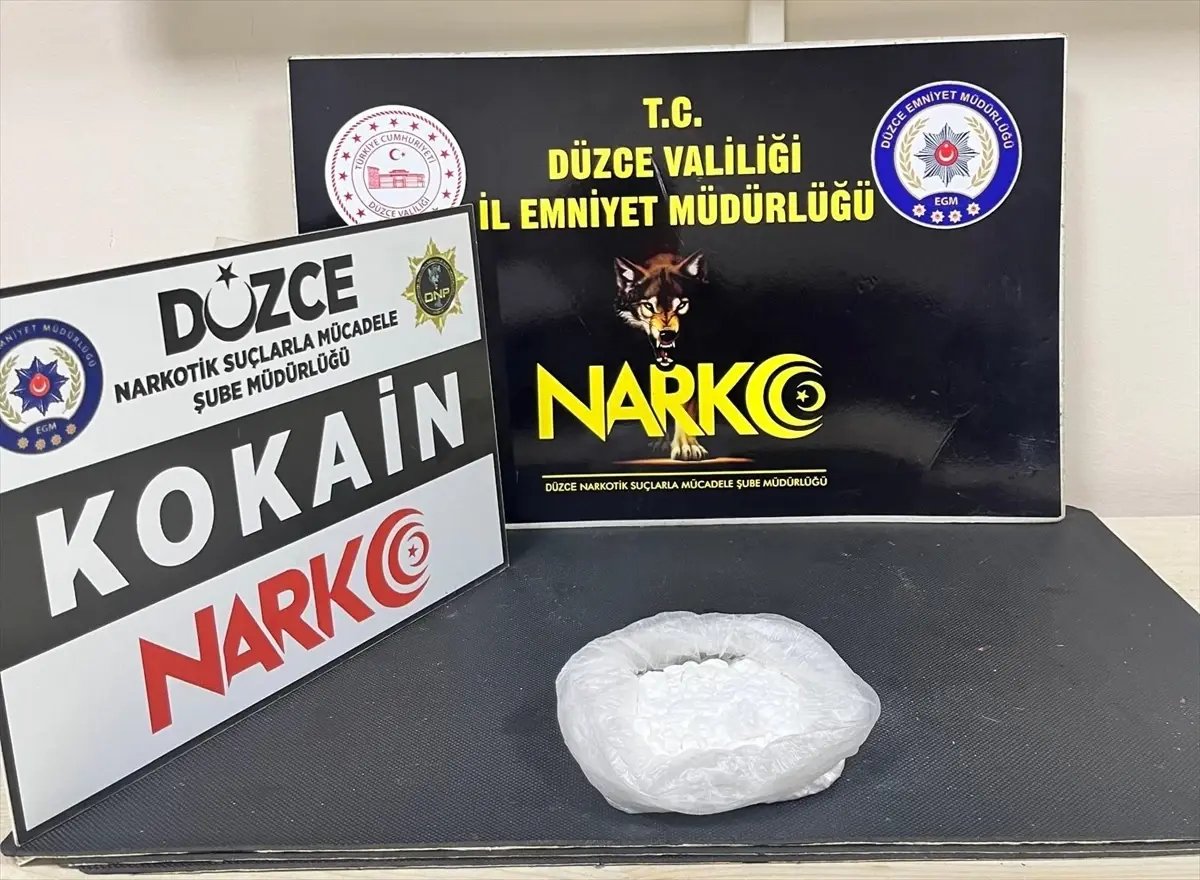 Düzce'de üzerinde kokain ele geçirilen zanlı tutuklandı