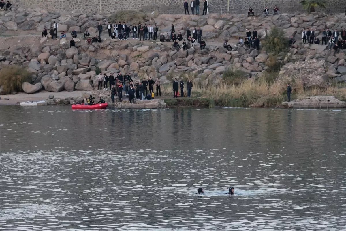 Şırnak'ta terliğini almak için Dicle Nehri'ne giren çocuk kayboldu