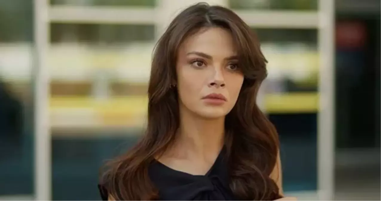 Sinem Ünsal nasıl ünlü oldu? Sinem Ünsal'ın kariyeri, hangi dizilerde oynadı?