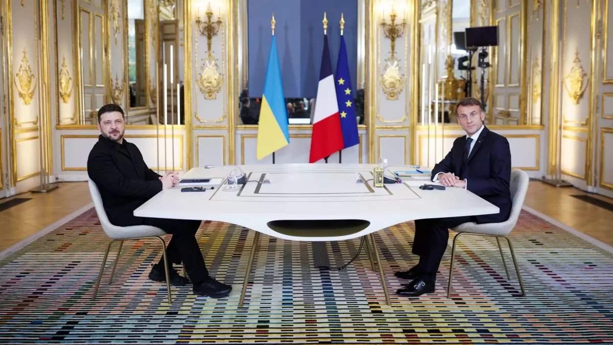 Zelenskiy ve Macron Ortak Basın Toplantısı Düzenledi