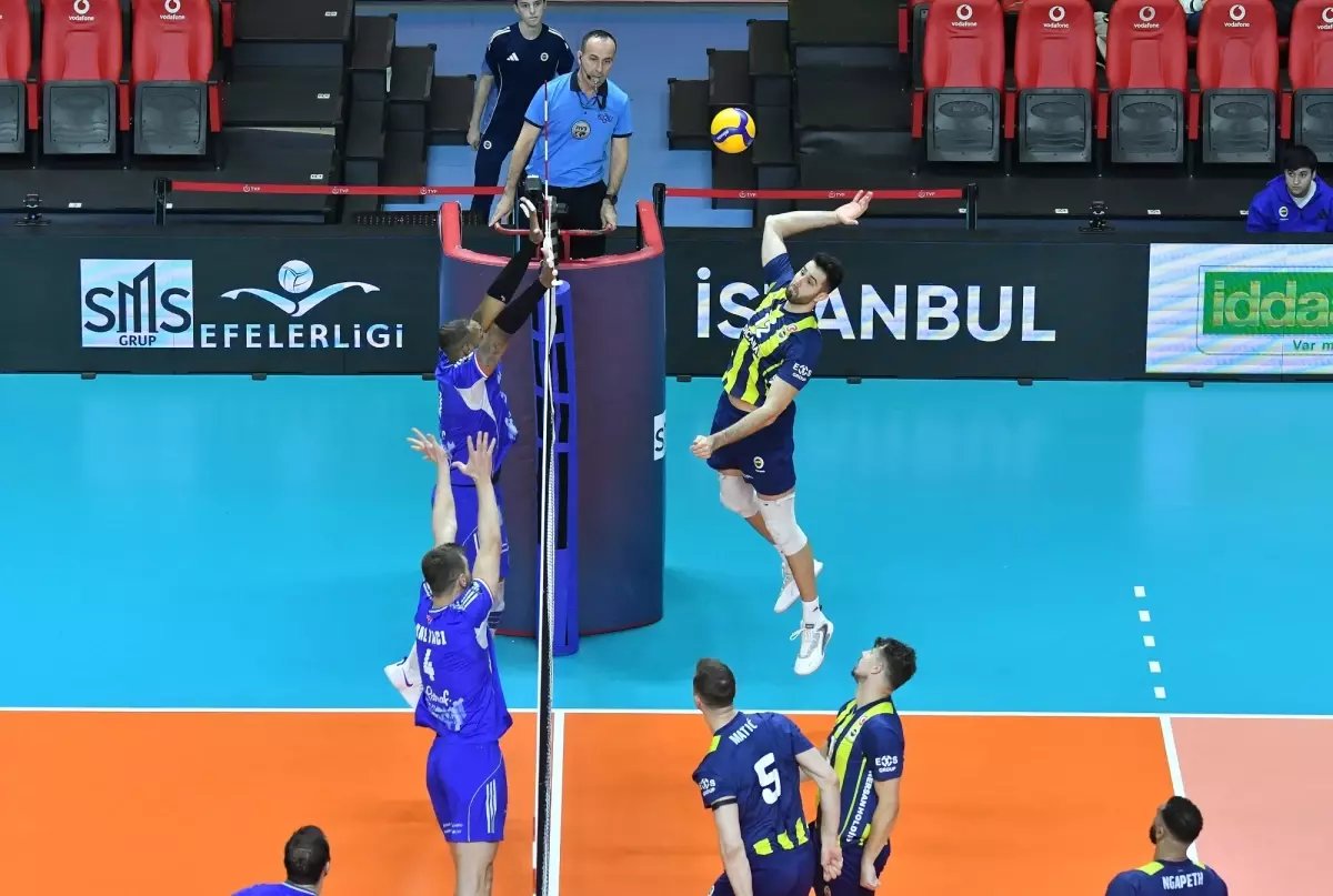 Efeler Ligi'nde 8'inci hafta sona erdi