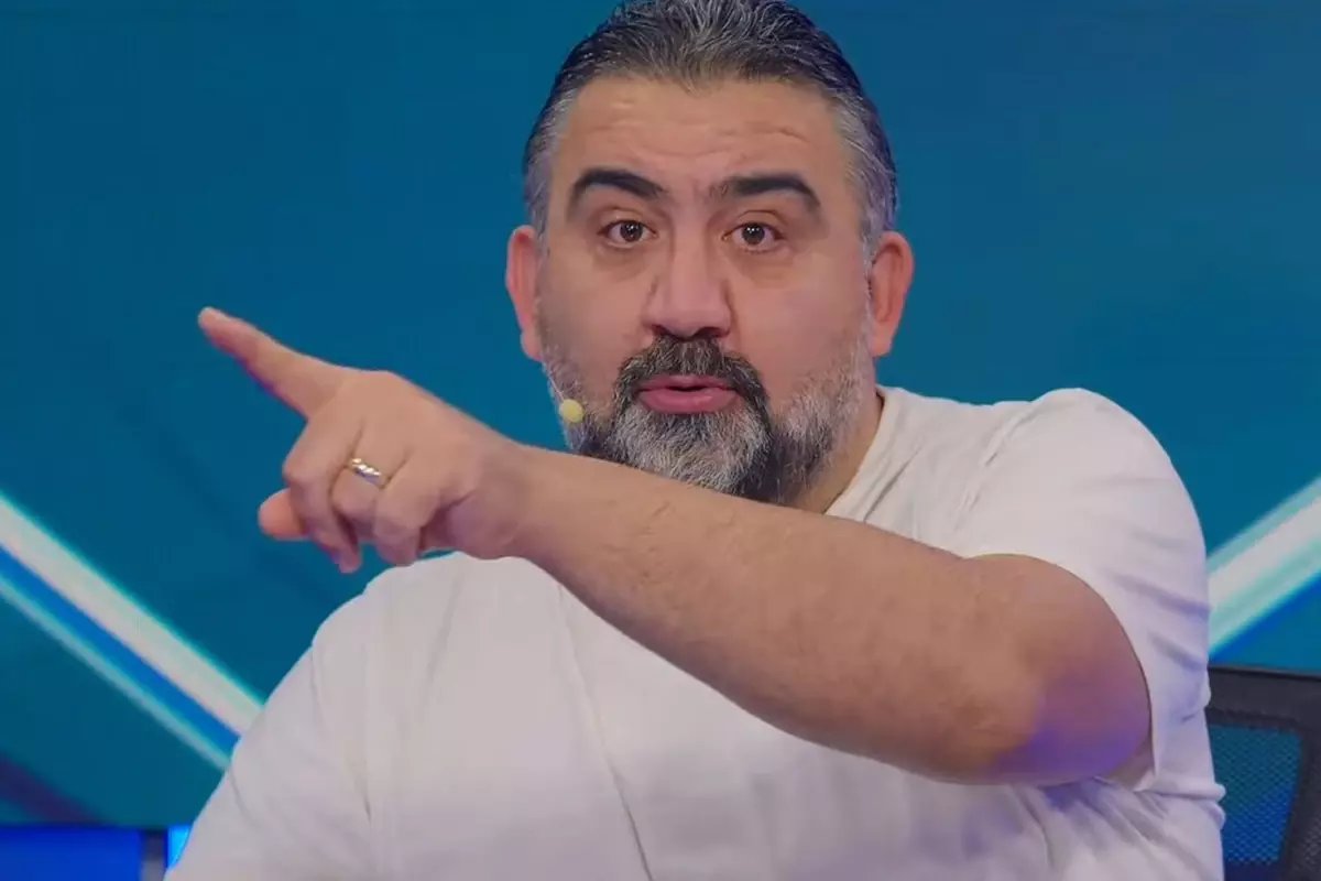 Ümit Özat'tan Fenerbahçe'nin yıldızına olay sözler: Buraya mukavele yapmaya gelmişsin