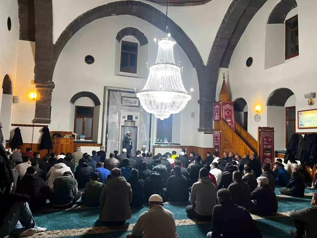 Tomarza İlçe Müftülüğü'nden 'Gençlik Buluşması' programı