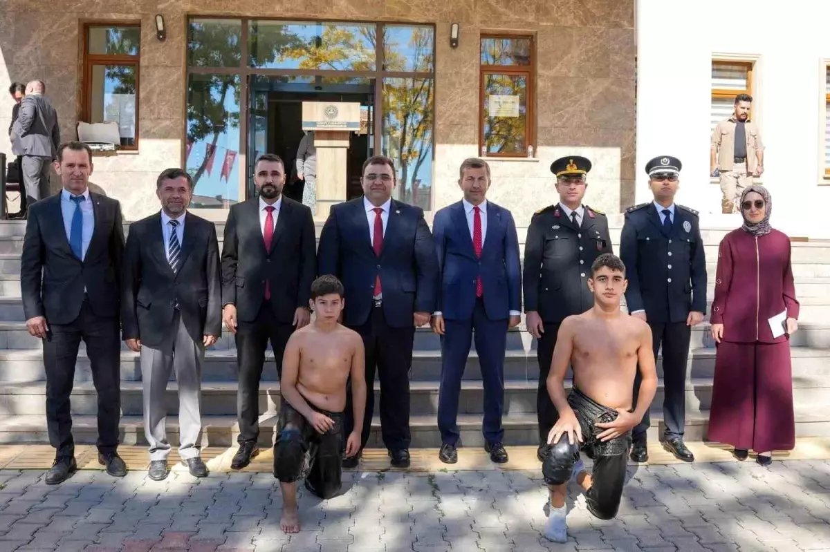 Pazarlar Spor Lisesi'nden güreş ve yağlı güreş projesi