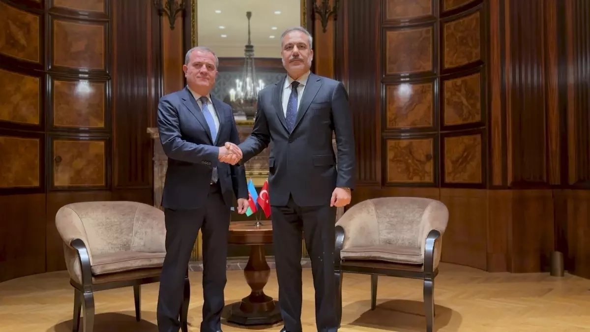 Dışişleri Bakanı Fidan, Azerbaycan Dışişleri Bakanı Bayramov ile görüştü