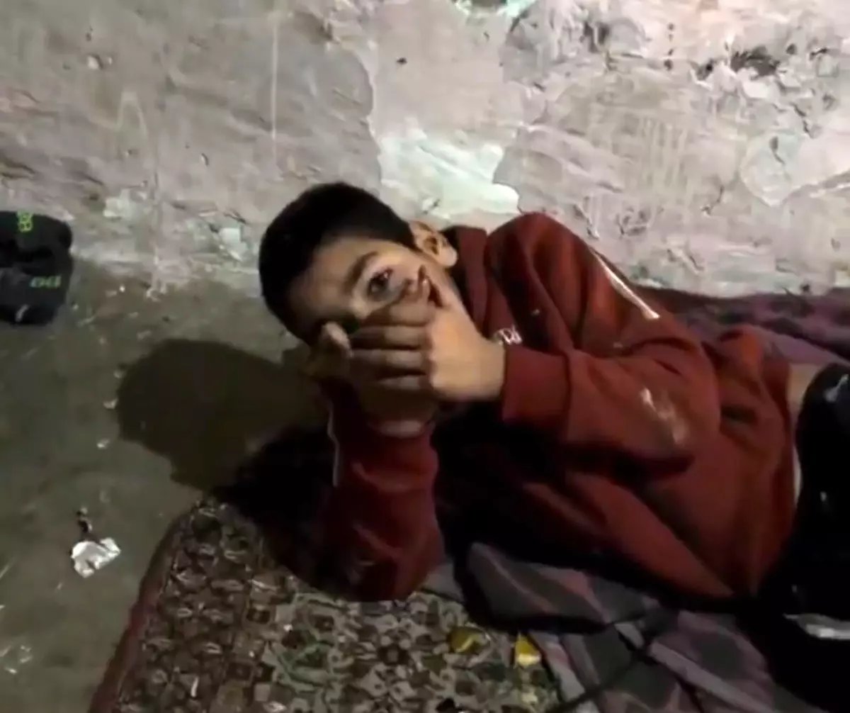 Ankara'da güvercin kümesinde tutulan engelli çocuk kurtarıldı