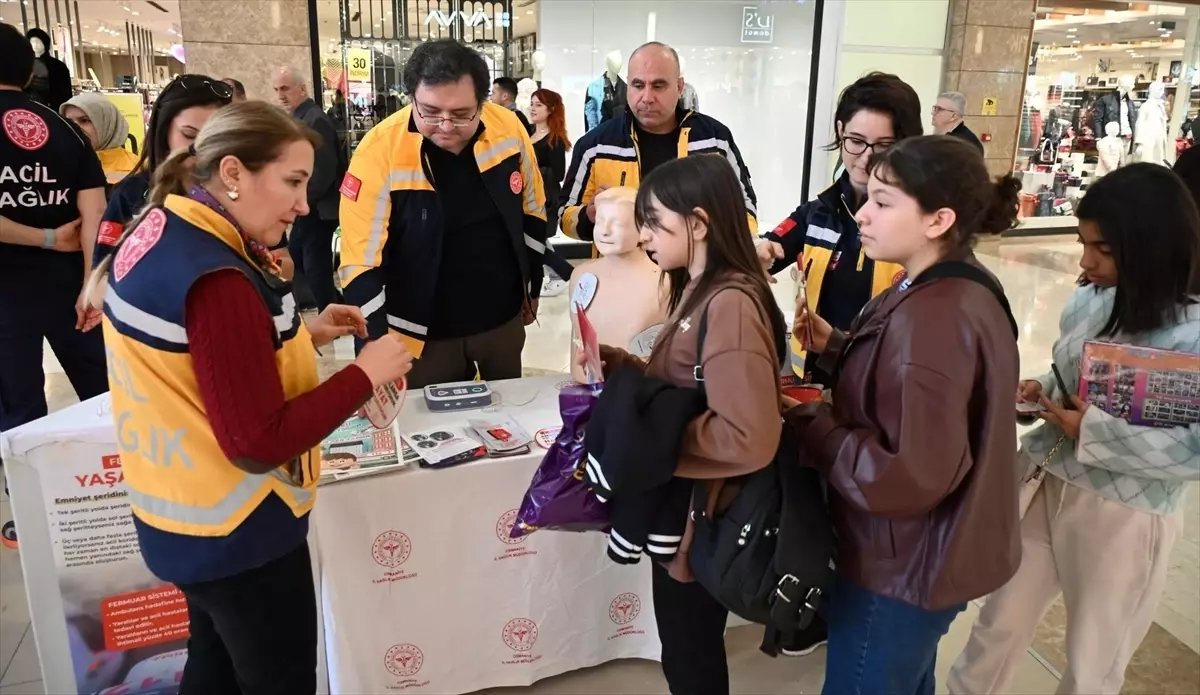 Osmaniye'de ani kalp durmalarına karşı kullanılan şok cihazı tanıtıldı