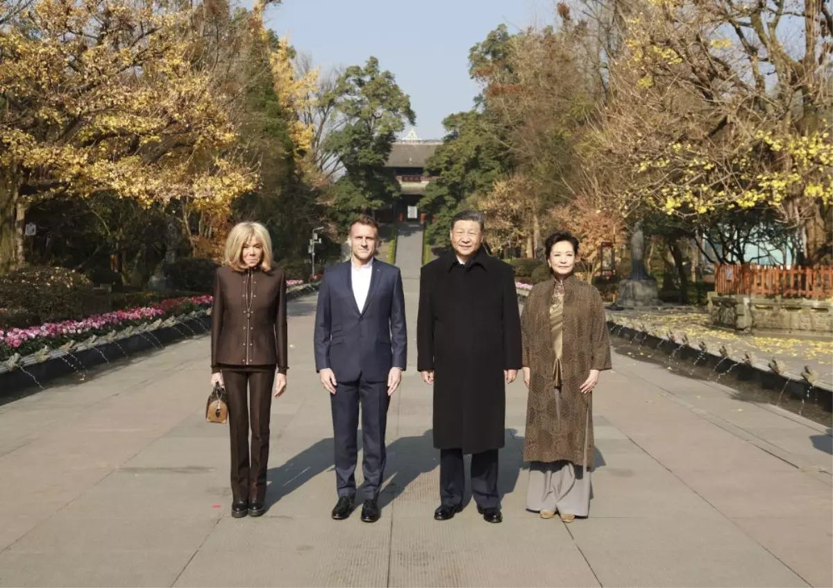 Şi ve Macron, Chengdu kentinde bir araya geldi