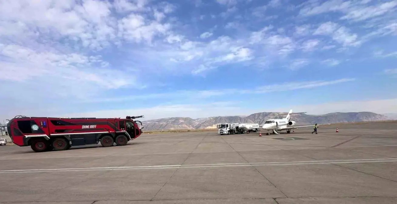 Şırnak'ta kalp rahatsızlığı olan bebek ambulans uçakla Ankara'ya sevk edildi