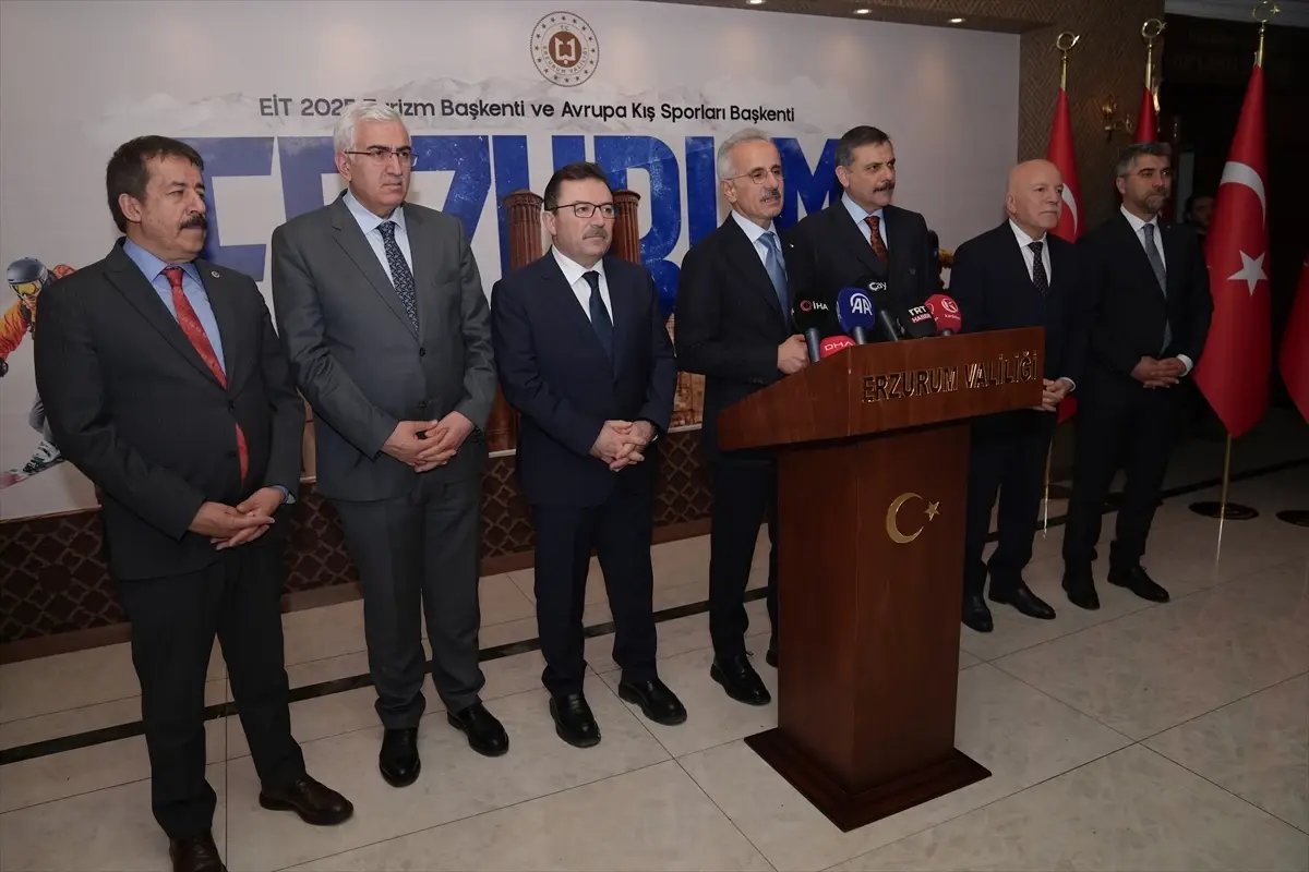 Ulaştırma ve Altyapı Bakanı Uraloğlu, Erzurum'da İl Koordinasyon Toplantısı sonrası konuştu Açıklaması