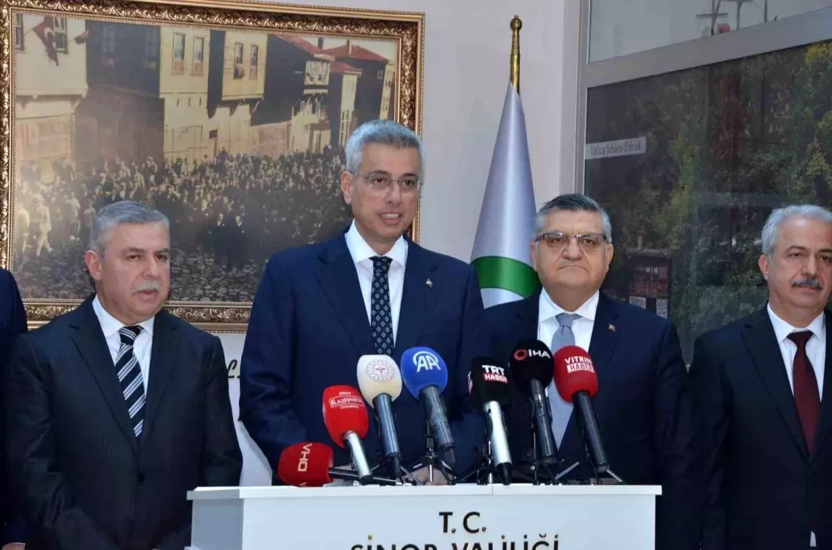 Bakan Memişoğlu'ndan vatandaşa çağrı: "Ambulanslara yol verin"