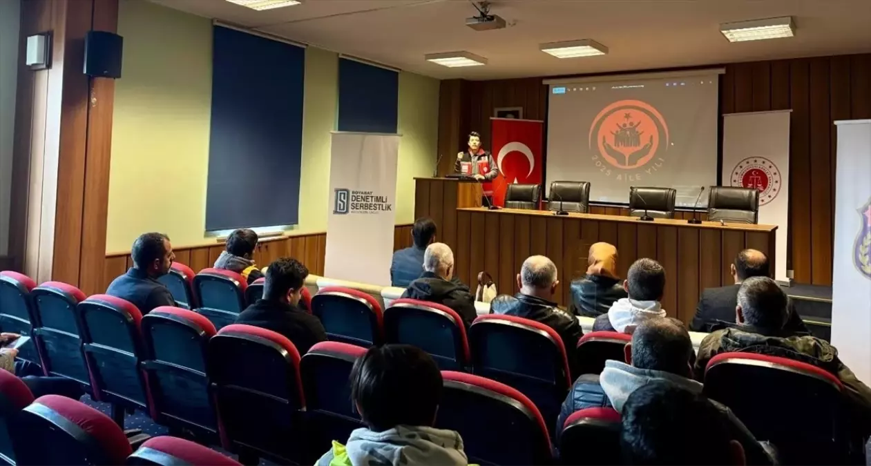 Boyabat'ta yükümlülerine "Aile İçi İletişim ve Şiddetin Önlenmesi Semineri" verildi