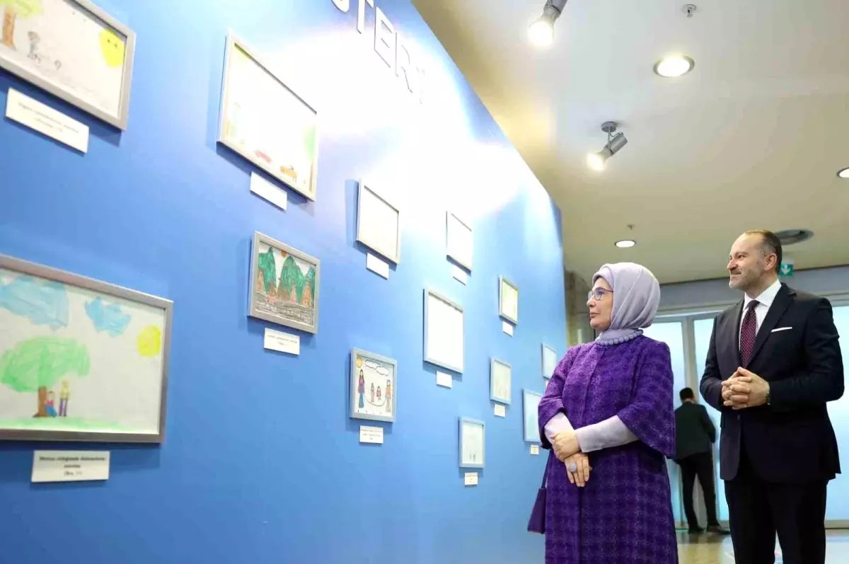 Emine Erdoğan, TRT Uluslararası Çocuk Medyası Zirvesi'ne katıldı