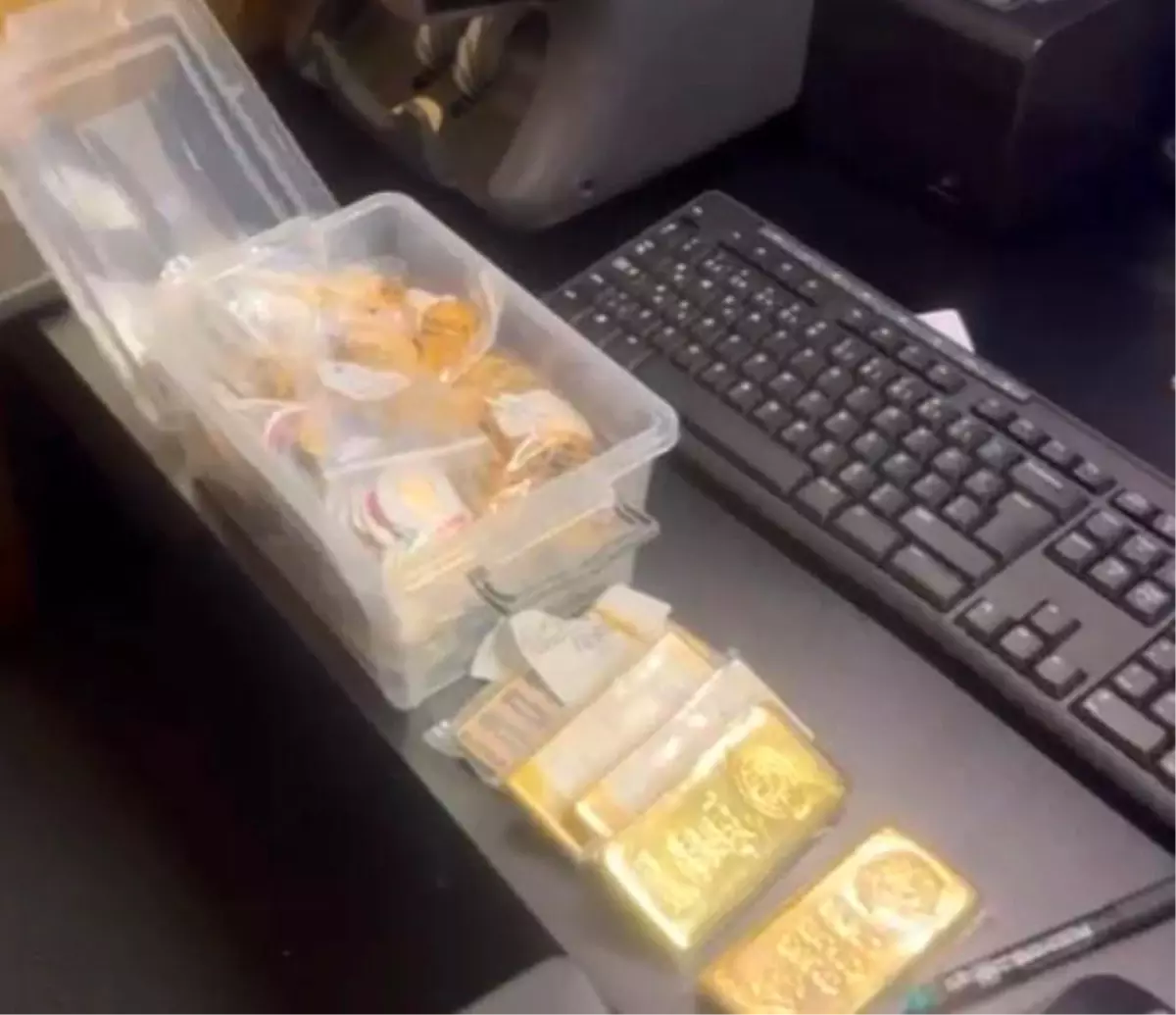 Büyükçekmece Adliyesi'nin adli emanet kasasından çalınan altınların fotoğrafı ortaya çıktı