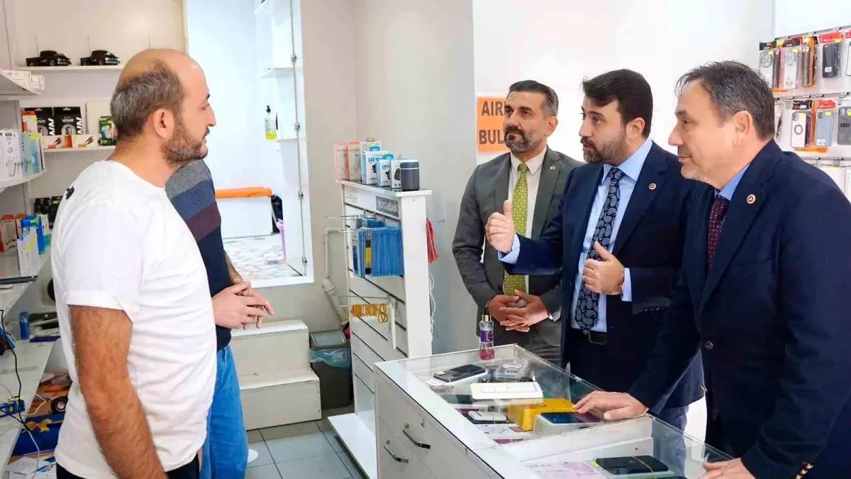 AK Parti heyeti Safranbolu'da esnafların taleplerini dinledi