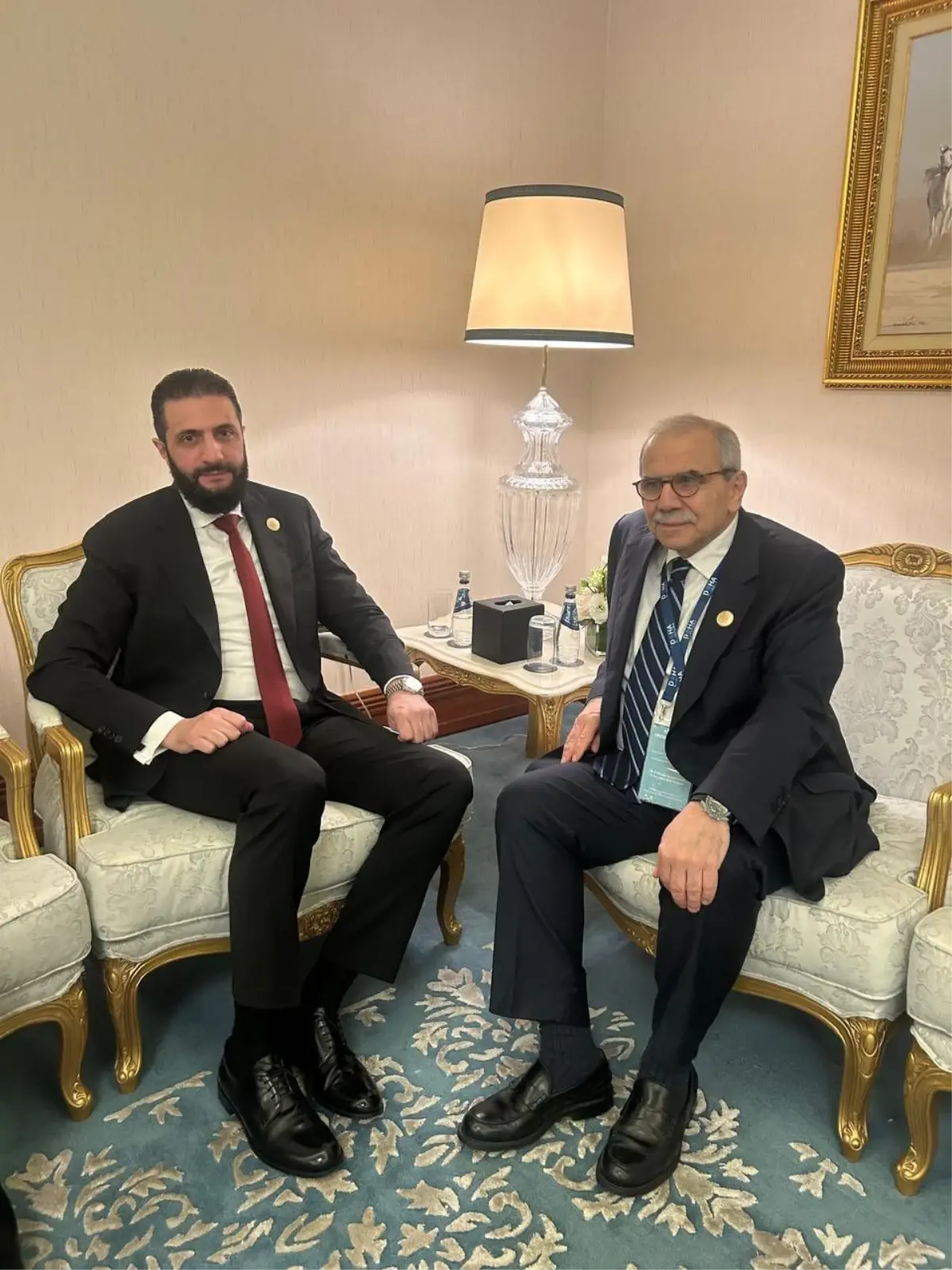 Suriye Cumhurbaşkanı Şara, Lübnan Başbakanı Selam ile Katar'da görüştü