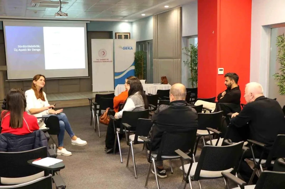 AYTO'dan iş dünyasına İletişim ve Markalaşma Eğitimi