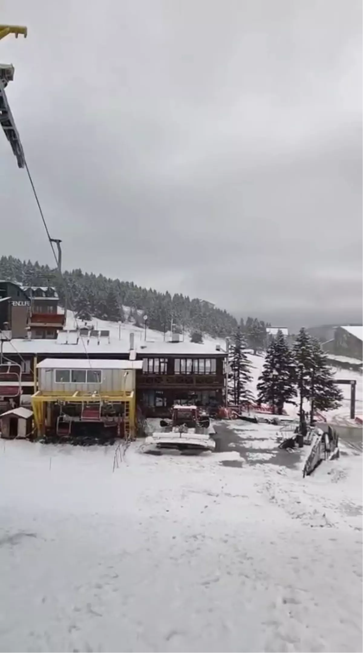 Uludağ'da Gece Yarısından Sonra Kar Yağışı Etkili Oldu